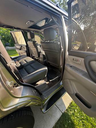 2003 Toyota Land Cruiser - $11,500 (Glenview, IL)63618919866113121
