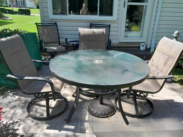 Patio Table Set 1