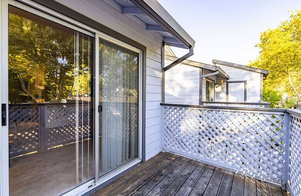 $2,450 / 1br - 701ft2 - Assigned Covered Carport, Laundry, 1/BD 1/BA (danville / san ramon)64049798329985121