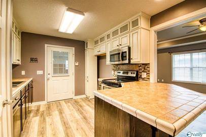 $1,795 / 3br - Casa unifamiliar en Albertville 328 Land Circle (Huntsville, AL)63736160626945123