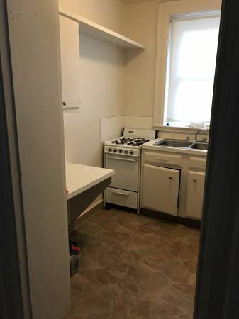 $745 / 446ft2 - Castle Court 1- Studio apartment (Midtown) (Midtown)63681695981443122