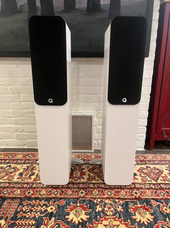 Pair of Q Acoustics White 5040 Tower Speakers 1