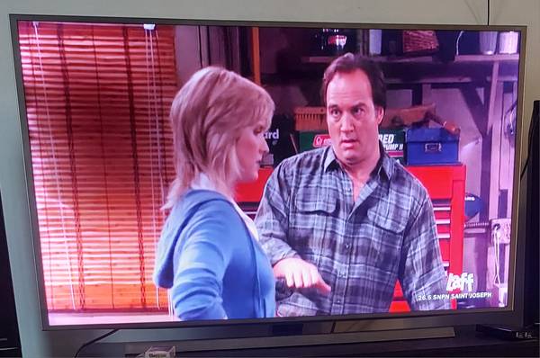 55" SAMSUNG SUHD 3D TV 1