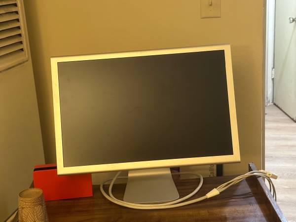 Apple Cinema Display 1