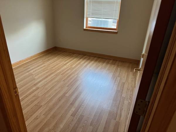 $545 / 350ft2 - Spacious 2 room suites, newly decorated (Cedarburg)64152184894081121