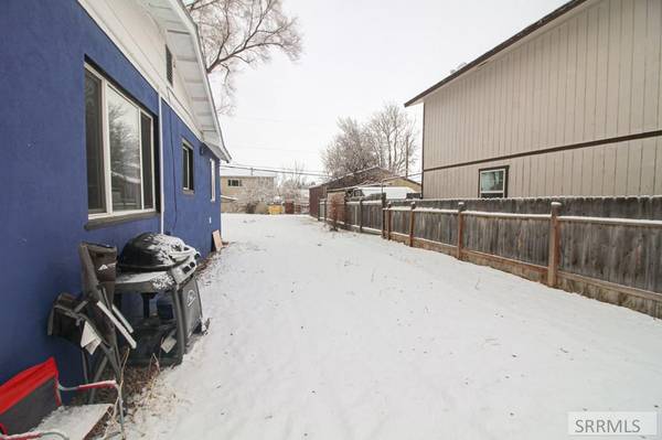 $1,670 / 2br - 654ft2 - This home is going to come and go in the blink of an eye, don't miss ! (IDAHO FALLS)63952519172482122