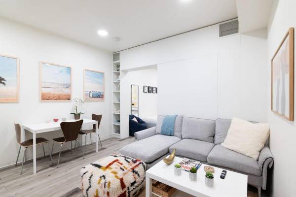 $2,075 / 345ft2 - Package Lockers, Studio, 1 & 3-Bedroom Floor Plans, Recessed Lighting63775434883329120