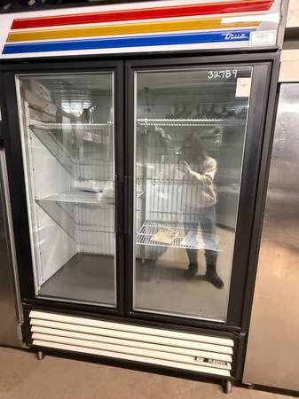 2 GLASS DOOR COOLER 1