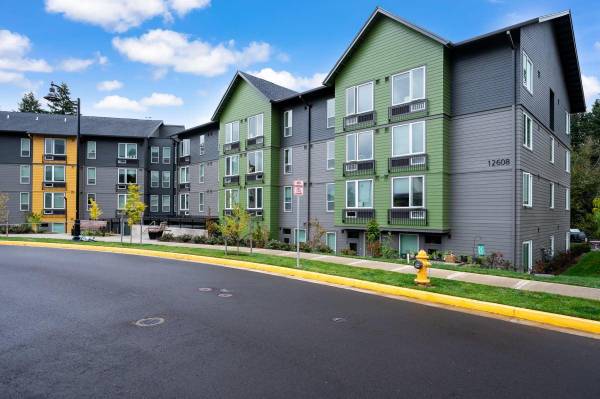 $1,210 / 400ft2 - Sala Comunitaria, Cocina al Aire Libre y Área de Cocina, Servicios de Lavandería (Happy Valley)63831465960193122