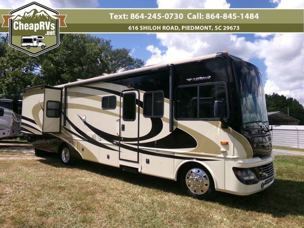 1 2009 Fleetwood Bounder 35H 2 slides 1.5 Bath Full Paint worth $60k 1