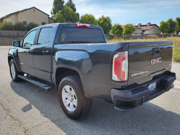 2018 GMC Canyon 2WD SLE - Photo 8