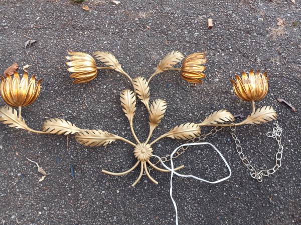 Mid century modern hollywood regency wall art lamp 1