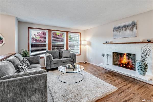 $790 Quiet, clean room for rent (Bothell)63948217207042124