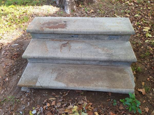 CONCRETE 3 STEP STEPS 1