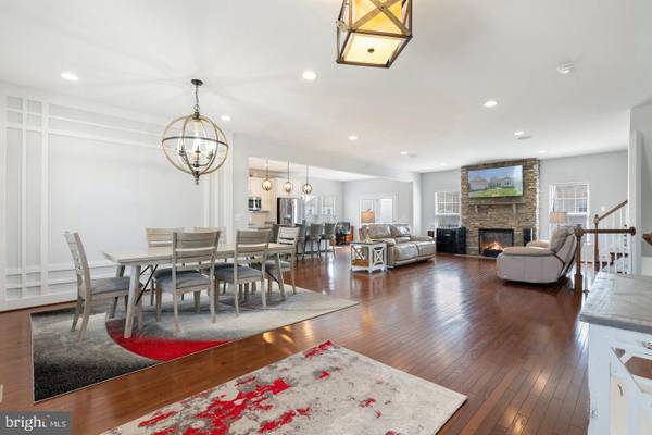 $649,999 / 4br - 4763ft2 - 2017 Former Model Home (Charles Town)63953076163075121