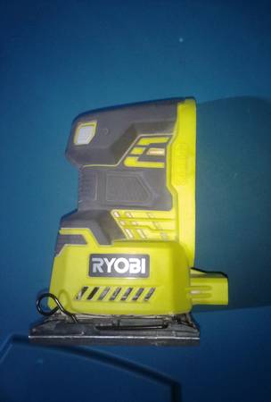 Ryobi 18V Sheet Sander 1
