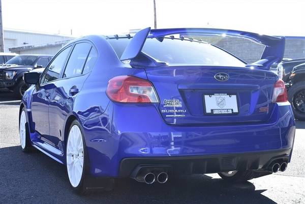 2020 Subaru WRX STI Series.White Sedan AWD Tracción en las cuatro ruedas - $36,900 (415 SE 223rd Gresham, OR 97030)63622365672963122