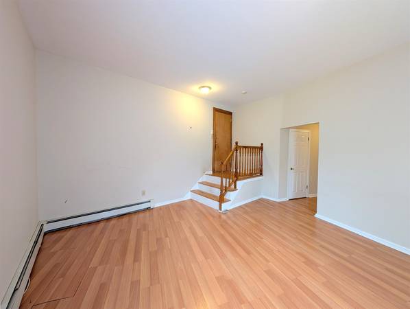 $2,900 / 2br - 800ft2 - 🔥Calefacción incluida 🔥10 min para las líneas roja o verde 🚩😺🐶 (Cambridge \ Inman Sq. \ Central Sq.)63912517068546123