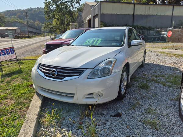 NISSAN ALTIMA 1