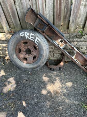 Free scrap metal 1