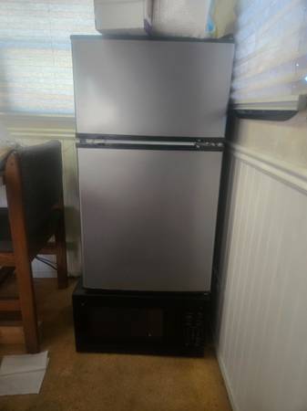 Mini fridge & microwave 1