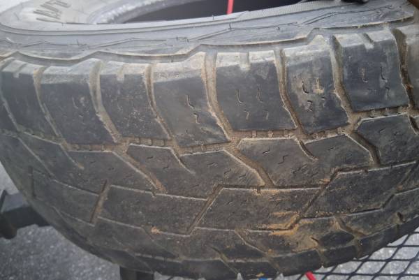 31 x 10.50 R15 tire 1