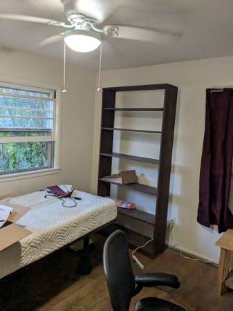 $650 / 130ft2 - furnished bdrm for male (West Falls Church Metro)64040025842689120