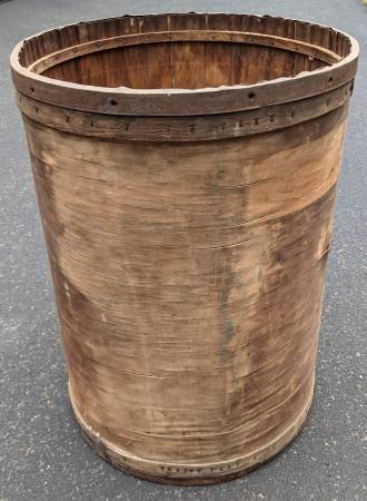 Vintage wood barrel - $60 (Roslyn)63471299241345121