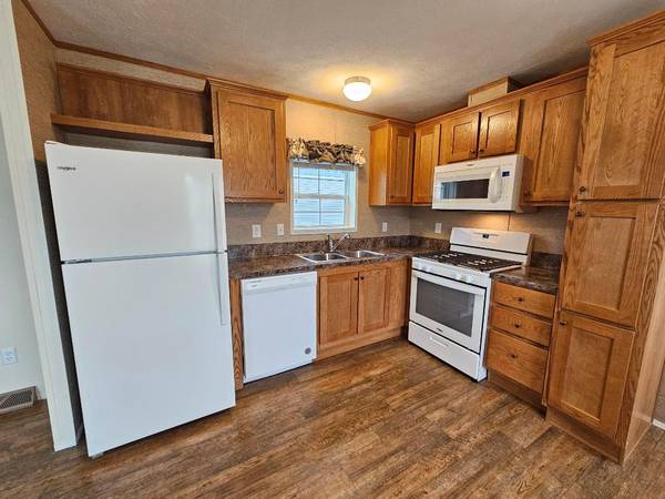 $1,350 / 3br - 924ft2 - Chittenango 3 Bed 1.5 Bath (Chittenango)63982840044035120