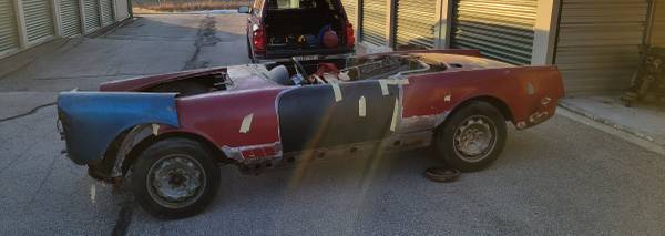 1959 Alfa Romeo 2000 Spider for parts or restoration - $7,000 (West Madison)63613837483393124