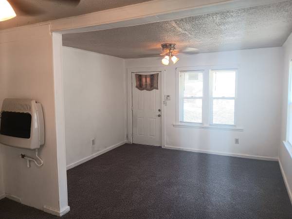 $800 / 2br - Move in Ready - Nice Cozy Home for Rent (Oklahoma City)64150998790146123