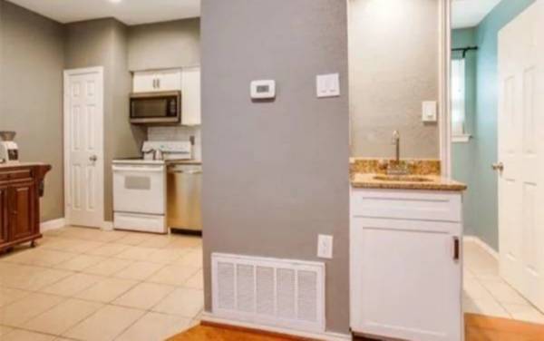 $1,100 / 740ft2 - *** Move in October 1st for $1600.00 Total Move in: Furnished with utilities *** (Dallas)63867601880065123