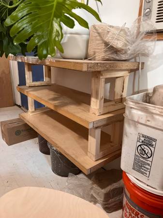 $850 Private Studio in Larger Space with Ceramics and Woodshop Access (Red Hook)64033801292546121