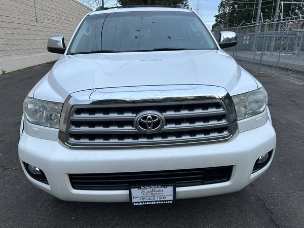 2016 Toyota Sequoia Platinum 4WD 5.7L V8 --Título limpio, completamente equipado-- - $28,995 (kirkland)63613978845441121