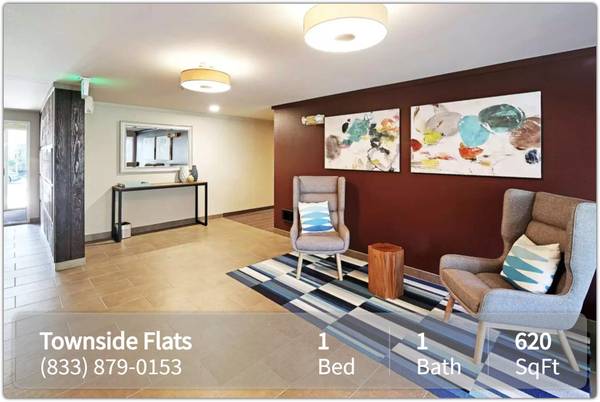 Can't beat this spot! 1 bed, 1 bath in Redmond's heart. 1