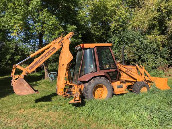Case 580 Super K Backhoe 1