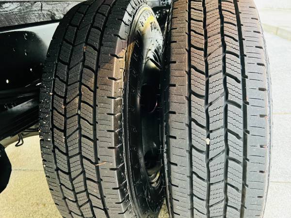 2014 Isuzu NPR W4500HD - Photo 12