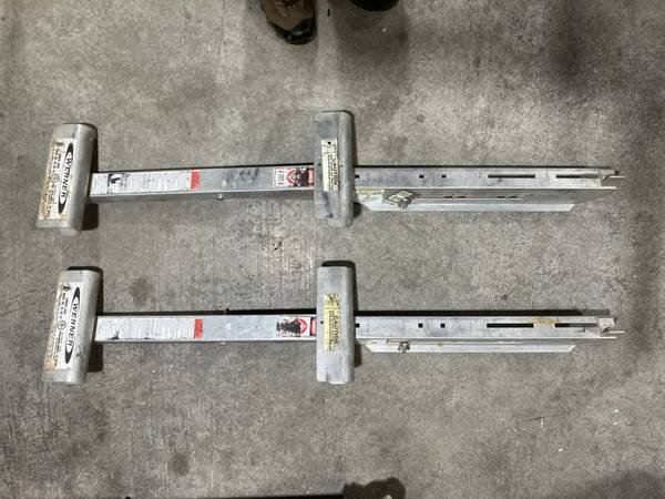 Werner ladder jacks 1