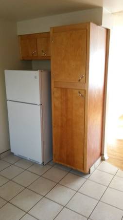 $1,100 / 2br - 2 Dormitorios Crippen Ave - Syracuse Valley (214 Crippen Ave)63982839382786123