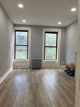 $3,150 / 2br - 850ft2 - 850ft2 - 🌟 Crown Heights Brownstone Gem – Spacious 2BR + Home Office (Crown Heights)63788575151107123
