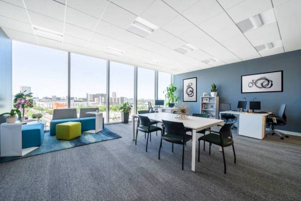 `Great views overloooking the golf course- Executive style New Office 1