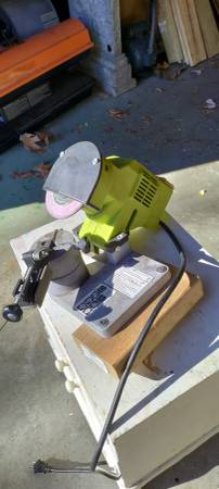 Small drill sharpener 1