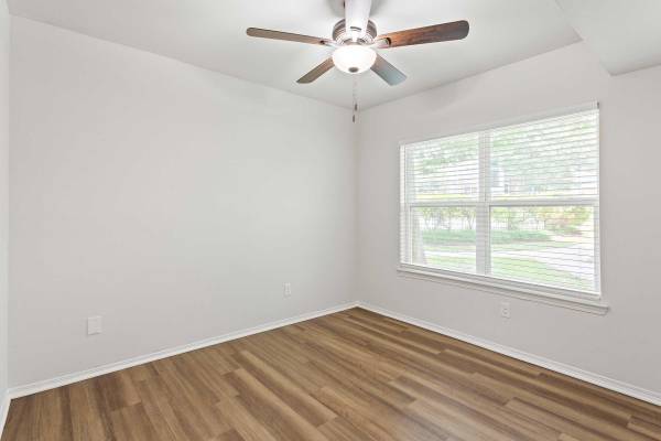 $2,005 / 1br - 788ft2 - Garajes, en Fairfax, 1 dormitorio (4201 Jefferson Oaks Cir, Fairfax, VA)63896394078979121