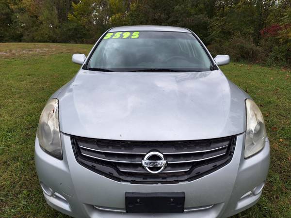 2012 Nissan Altima 4dr Sdn I4 CVT 2.5 S - $3,595 (Louisville)63625059445763121