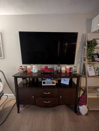 Solid Wood TV Stand 1