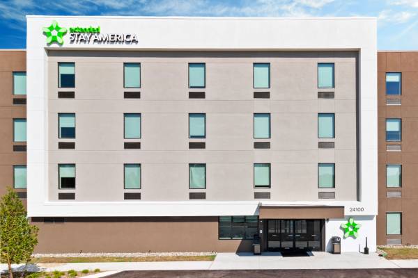 $1,800 / 1br - Fully Furnished, pet friendly!! (West Melbourne)63823721284737122