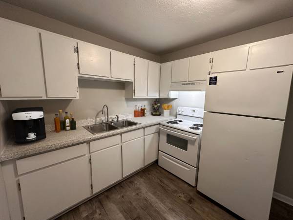 $1,050 / 1br - 650ft2 - 5..4..3..2..1...¡Así de rápido se agotan! ¡Aprovecha tu apartamento de una habitación hoy mismo! (Knoxville)63815694937219122