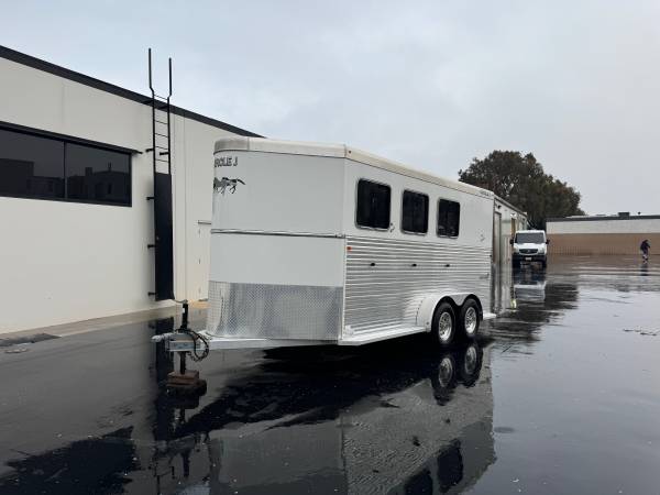 2014 Circle J 3 Horse Bumper Pull Trailer 1