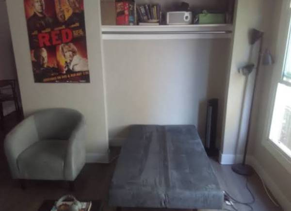 $25 Couch Crash (East LA)63952929111682121
