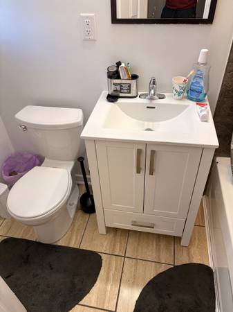 Two rooms are available for rent
$800
                        Ottawa Two rooms are available for rent
$800
                        Ottawa